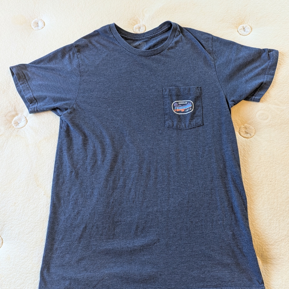 Patagonia Shirt Mens Organic T Shirt “Ironclad” Pocket logo